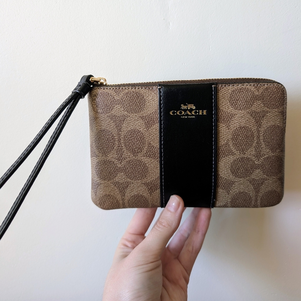 Coach Corner Zip Wristlet